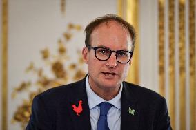 Signing ceremony for the financing of the Verkor Gigafactory in Paris FA