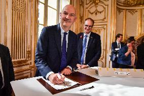 Signing ceremony for the financing of the Verkor Gigafactory in Paris FA