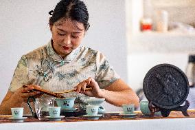 BRITAIN-BATH-CHINESE TEA-CULTURAL SALON