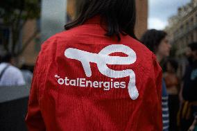 Die-in Against The General Meeting Of TotalEnergies's Shareholders