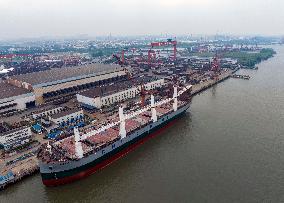 Jiangsu Shipbuilding Industry