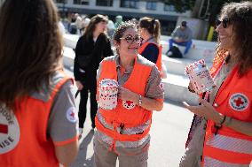 Adriana Karembeu Participates in the Red Cross Collection - Paris