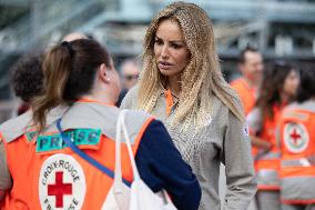 Adriana Karembeu Participates in the Red Cross Collection - Paris