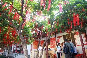 Confucius Temple Prayer