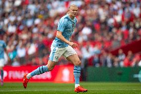 Manchester City v Manchester United - Emirates FA Cup Final