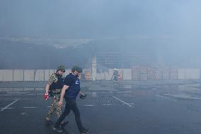 Russia hits Kharkiv supermarket with two glide bombsRussia hits Kharkiv supermarket with two glide bombs