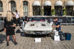 Final preparations before departure of Rallye des Princesses - Paris