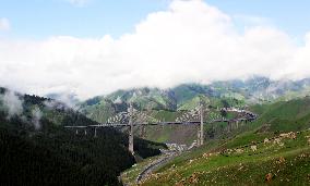Guozigou Bridge
