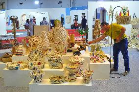 TUNISIA-TUNIS-HANDICRAFT EXHIBITION