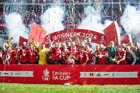 Manchester City v Manchester United - Emirates FA Cup Final