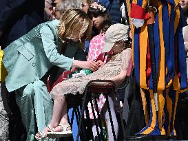 Pope Francis Leads Holy Mass On World Children's Day - Vatican