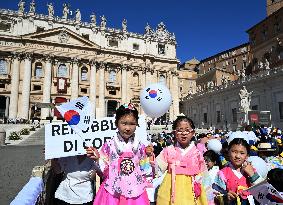 Pope Francis Leads Holy Mass On World Children's Day - Vatican