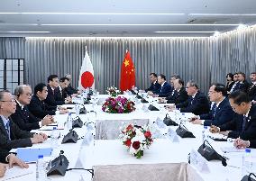 SOUTH KOREA-SEOUL-CHINA-LI QIANG-FUMIO KISHIDA-MEETING