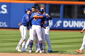 MLB San Francisco Giants Vs. New York Mets