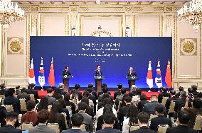 SOUTH KOREA-SEOUL-LI QIANG-YOON SUK-YEOL-FUMIO KISHIDA-PRESS CONFERENCE