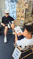 Hearing-impaired Artist in Shanghai