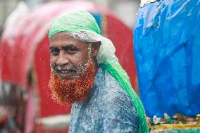 Severe Cyclone Rimal Hits Bangladesh