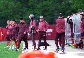 (SP)CHINA-SHENYANG-FOOTBALL-CHINESE NATIONAL TEAM-TRAINING (CN)