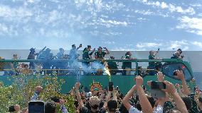 Panathinaikos: Celebrations In Athens And The Arrival Of The Team