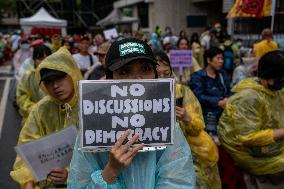 Taiwan Protest Against Controversial Reform Bill