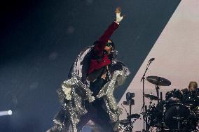 30 Seconds To Mars Performs - Madrid