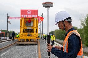CHINA-HEILONGJIANG-HARBIN-YICHUN-RAILWAY-CONSTRUCTION (CN)