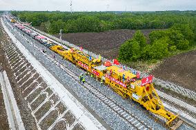 CHINA-HEILONGJIANG-HARBIN-YICHUN-RAILWAY-CONSTRUCTION (CN)