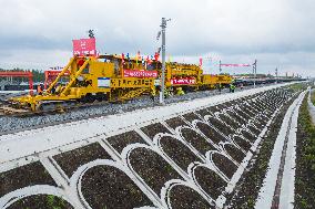CHINA-HEILONGJIANG-HARBIN-YICHUN-RAILWAY-CONSTRUCTION (CN)