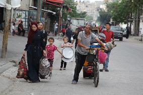 Palestinians Flee Rafah As Israeli Assault Intensifies