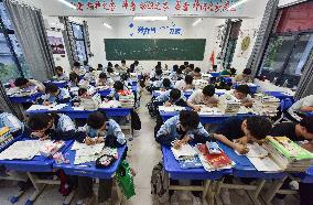 GAOKAO Preparation in Fuyang