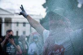 Demonstration against attacks on Rafah