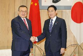Chinese senior official in Japan