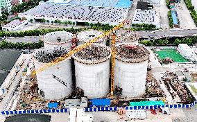 Grain Storage Warehouse Lifting Tower Construction in Nantong