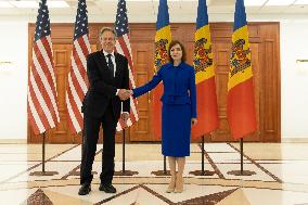 Blinken Pledges US Support For Moldova