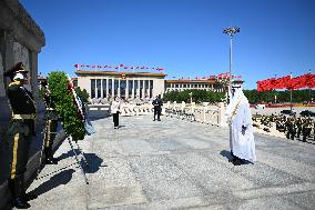 CHINA-BEIJING-UAE-PRESIDENT-MONUMENT-TRIBUTE (CN)