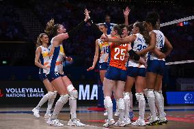 (SP)CHINA-MACAO-VOLLEYBALL-WOMEN'S NATIONS LEAGUE 2024-NED VS DOM (CN)