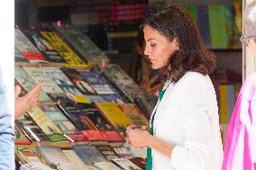 Queen Letizia At Madrid Book Fair - Madrid