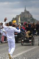 Olympic Flamme at Mont Saint Michel - France