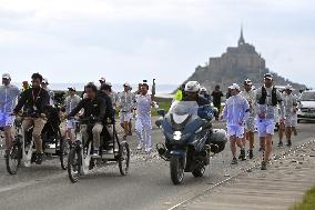 Olympic Flamme at Mont Saint Michel - France