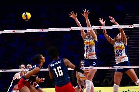 (SP)CHINA-MACAO-VOLLEYBALL-WOMEN'S NATIONS LEAGUE 2024-NED VS DOM (CN)
