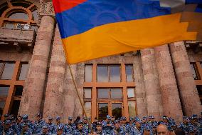 Clashes Erupt Between Police And Protesters - Yerevan