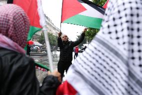 Anti-fascist rally for Clement Meric and Palestinian people - Paris