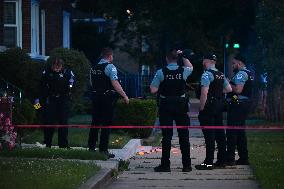41-year-old Male Victim Shot Multiple Times And Killed In Chicago Illinois
