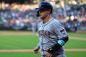 MLB Arizona Diamondbacks Vs. New York Mets