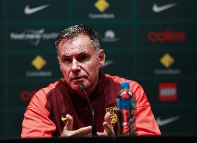 (SP)AUSTRALIA-SYDNEY-FOOTBALL-CHINA-PRESS CONFERENCE