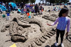 U.S.-SAN FRANCISCO-SANDCASTLE-COMPETITION