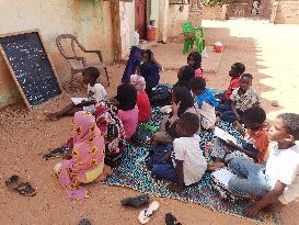 SUDAN-OMDURMAN-WAR-EDUCATION-CHILDREN