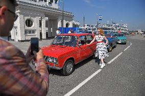 RUSSIA-MOSCOW-RETRO CAR RALLY