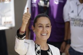 Claudia Sheinbaum Cast Their Vote During  General Election