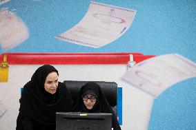 Fourth Day Of Candidates Registration For Iran’s Early Presidential Elections